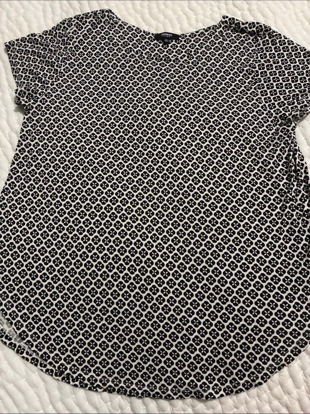 Premise Black and White Floral Geometric Top XL